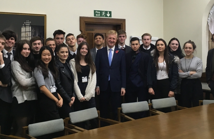 Oliver Dowden MP with pupils from Dame Alice Owen's School - 08.11.16 