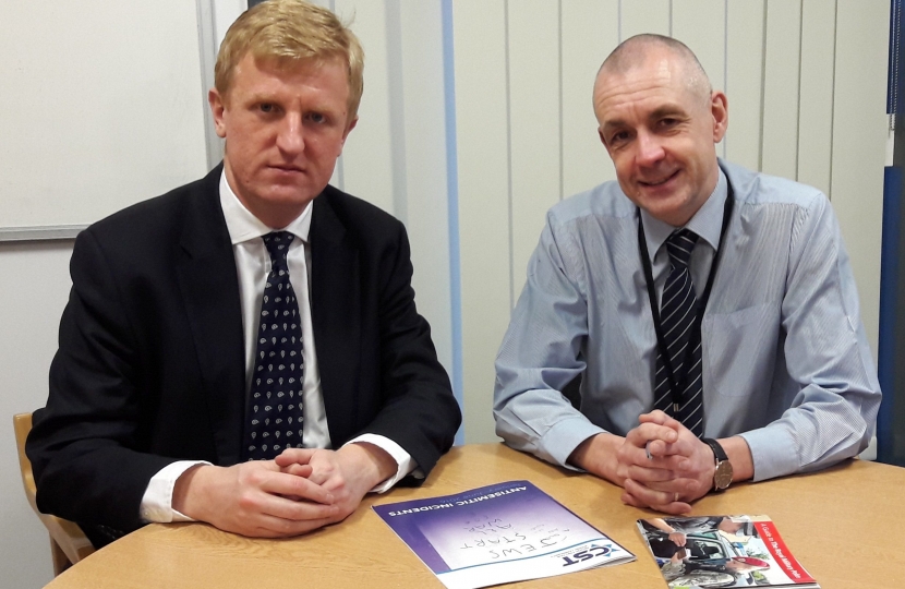 Oliver Dowden MP with Chief Inspector Steve O'Keeffe