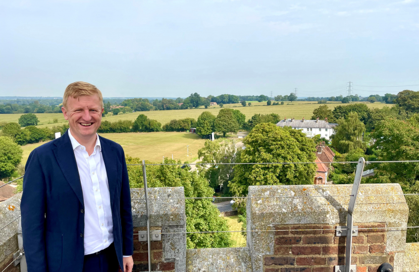 Oliver Dowden overlooking the Green Belt