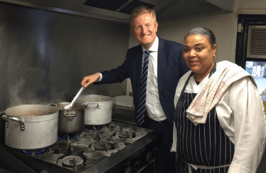 Oliver Dowden MP with Ms Chrysanthi Passari - 17.11.17