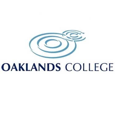 Oaklands College.jpg 